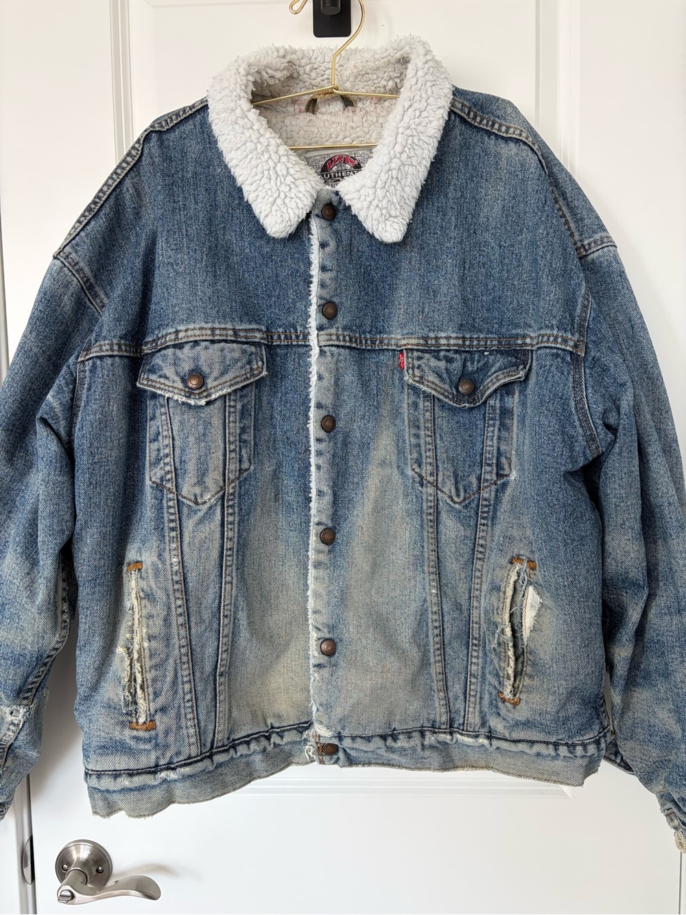Vintage Levi’s Sherpa Lined Denim Jacket Distressed Acid Wash Grunge Trucker - Picture 2 of 14